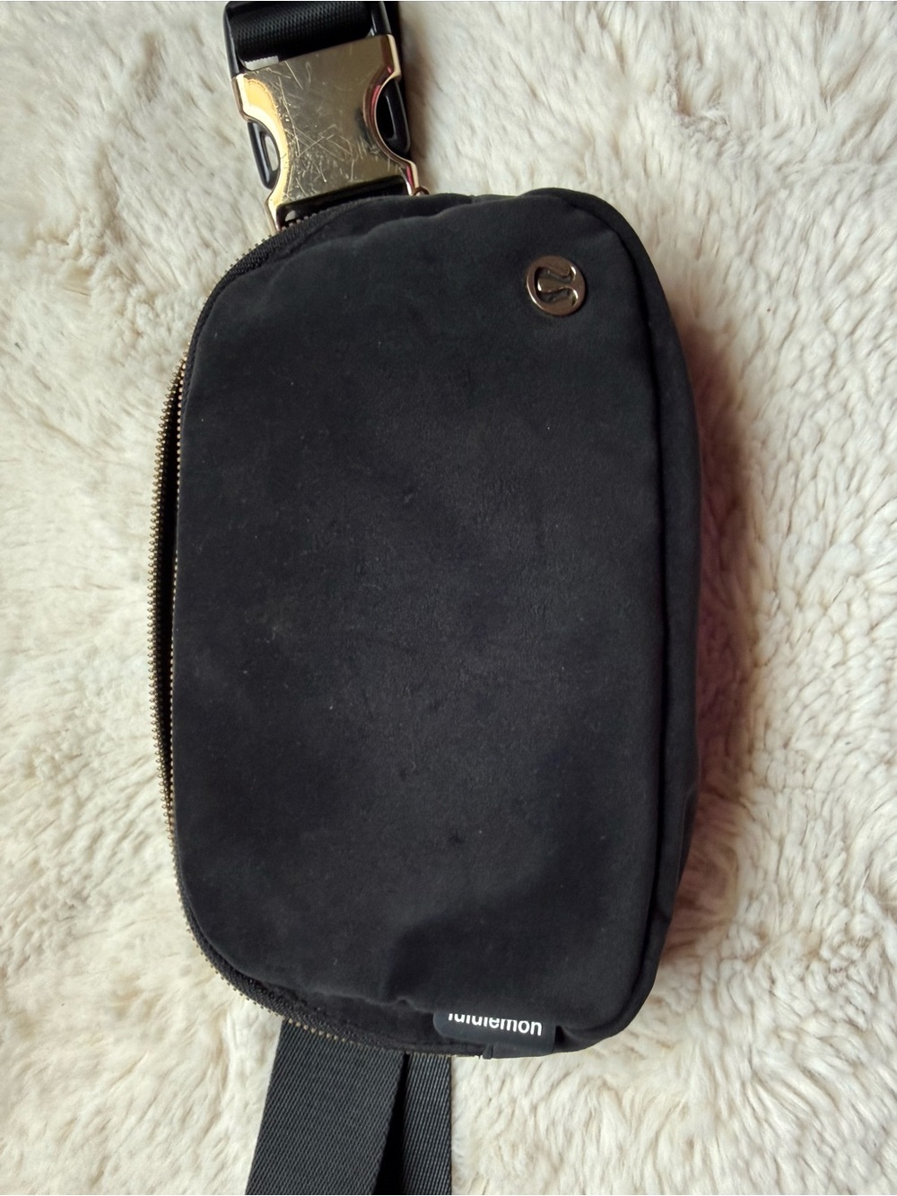 lululemon athletica Black Belt Velvety Sling